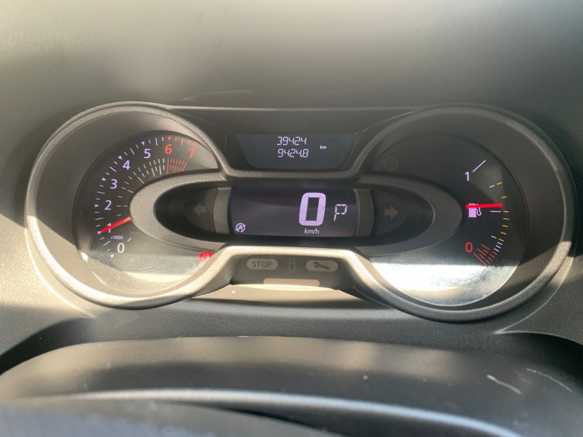 renault oroch 1.3 tce flex outsider x-tronic 23/24 seminovo8