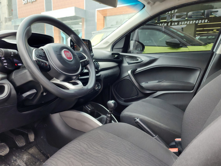fiat cronos 1.3 firefly flex drive man 18/19 seminovo5