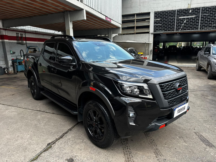 nissan frontier 2.3 16v turbo diesel pro4x cd 4x4 at 22/23 seminovo0