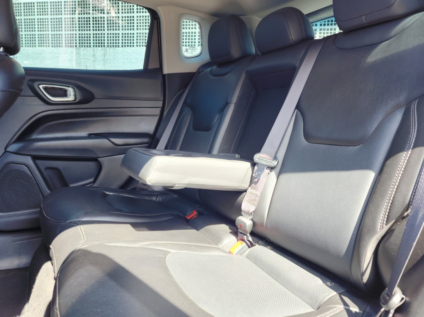 jeep compass 1.3 t270 turbo flex longitude at6 21/22 seminovo