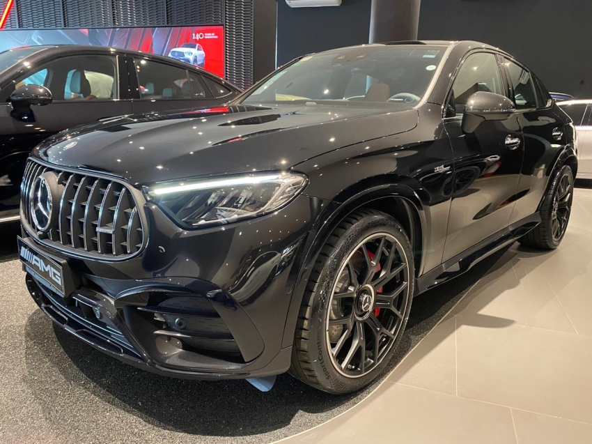 mercedes-benz glc 63 amg 2.0 turbo phev s e performance coupe 4matic+ speedshift hibrido 5p automatico 2026