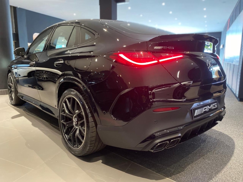 mercedes-benz glc 63 amg 2.0 turbo phev s e performance coupe 4matic+ speedshift hibrido 5p automatico 20269