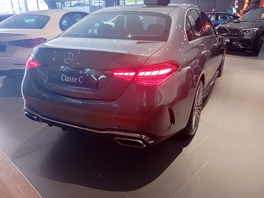 mercedes-benz c 200 1.5 eq boost hibrido amg line 9g-tronic 5p automatico 202610