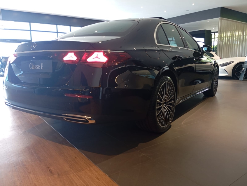 mercedes-benz e 300 2.0 mhev exclusive 9g-tronic hibrido 4p automatico 202610