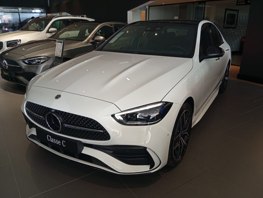 mercedes-benz c 300 2.0 eq boost hibrido amg line 9g-tronic 4p automatico 20261
