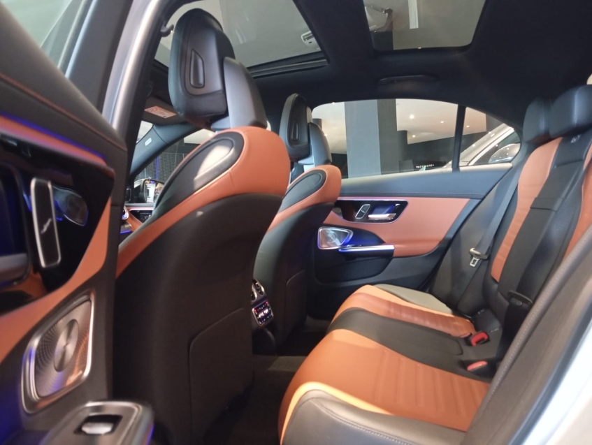 mercedes-benz c 300 2.0 eq boost hibrido amg line 9g-tronic 4p automatico 202613