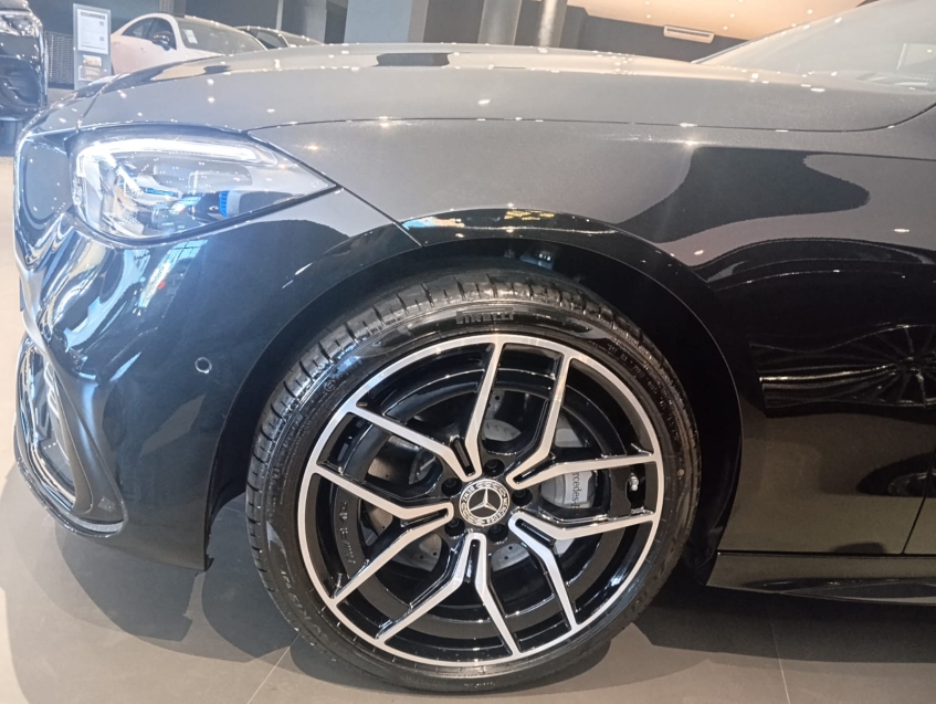 mercedes-benz c 300 2.0 eq boost hibrido amg line 9g-tronic 4p automatico 20265