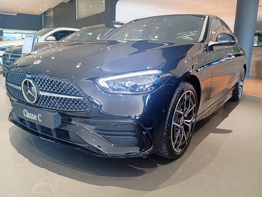 mercedes-benz c 300 2.0 eq boost hibrido amg line 9g-tronic 4p automatico 20261