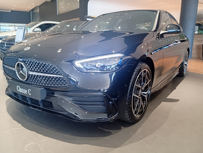 mercedes-benz c 300 2.0 eq boost hibrido amg line 9g-tronic 4p automatico 20264