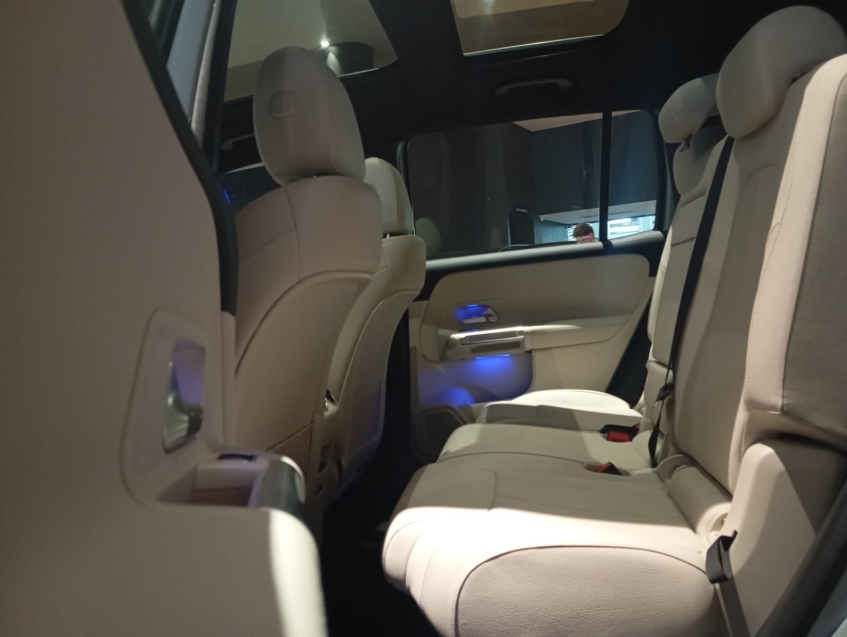 mercedes-benz glb 220 2.0 mhev amg line 4matic 8g-dct hibrido 4p automatico 20265