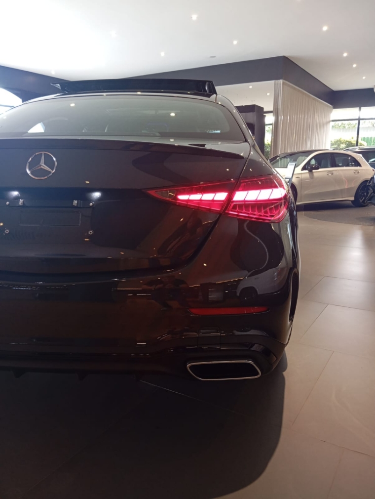 mercedes-benz c 300 2.0 eq boost hibrido amg line 9g-tronic 4p automatico 20268