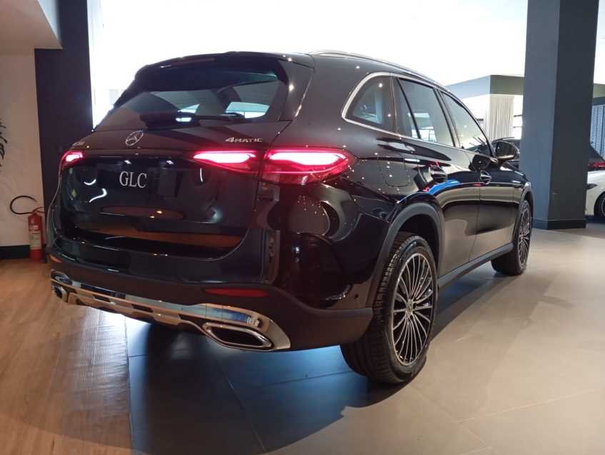 mercedes-benz glc 300 2.0 mhev amg line 4matic 9g-tronic hibrido 5p automatico 20269