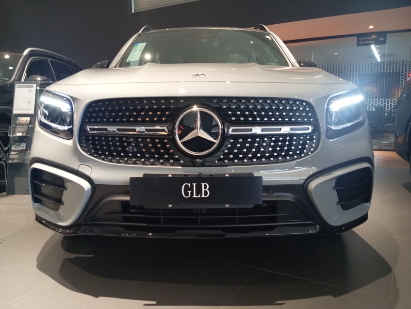 mercedes-benz glb 220 2.0 mhev night edition 4matic 8g-dct hibrido 5p automatico 20266