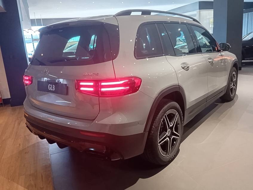mercedes-benz glb 220 2.0 mhev night edition 4matic 8g-dct hibrido 5p automatico 202617