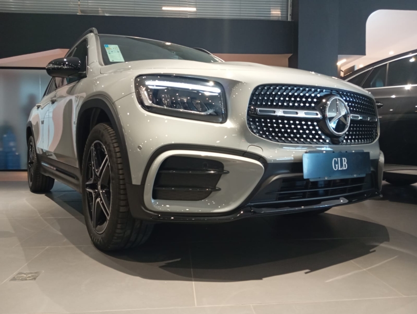 mercedes-benz glb 220 2.0 mhev night edition 4matic 8g-dct hibrido 5p automatico 20264