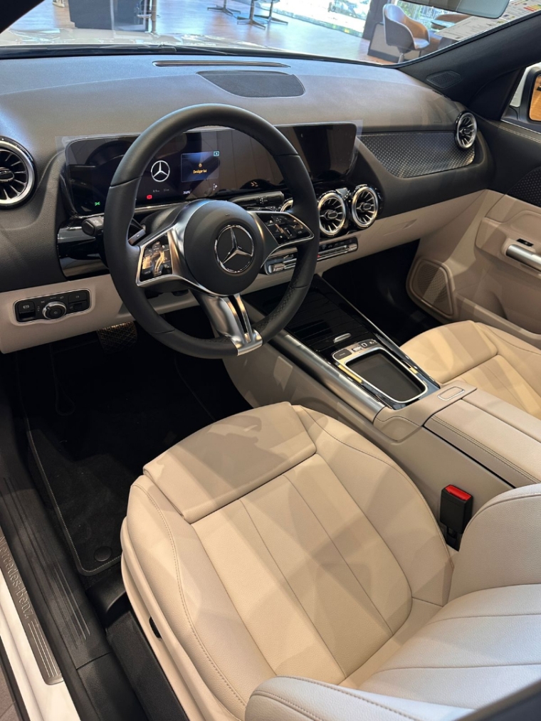 mercedes-benz gla 200 1.3 mhev amg line 7g-dct hibrido 5p automatico 20265