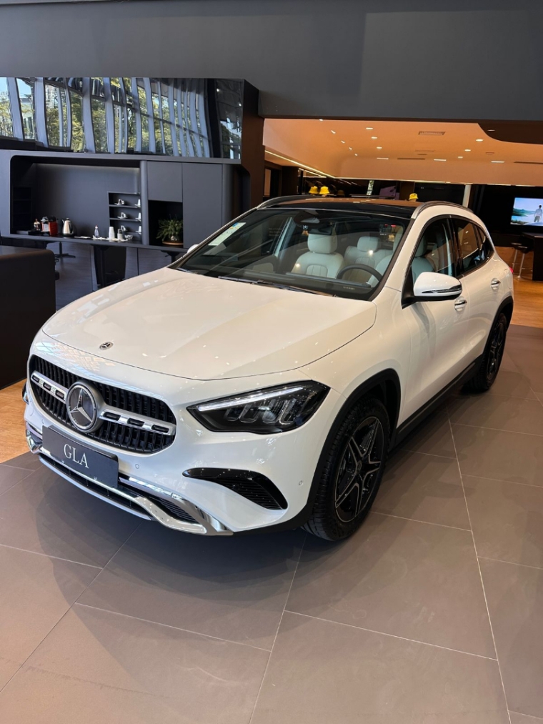 mercedes-benz gla 200 1.3 mhev amg line 7g-dct hibrido 5p automatico 20266