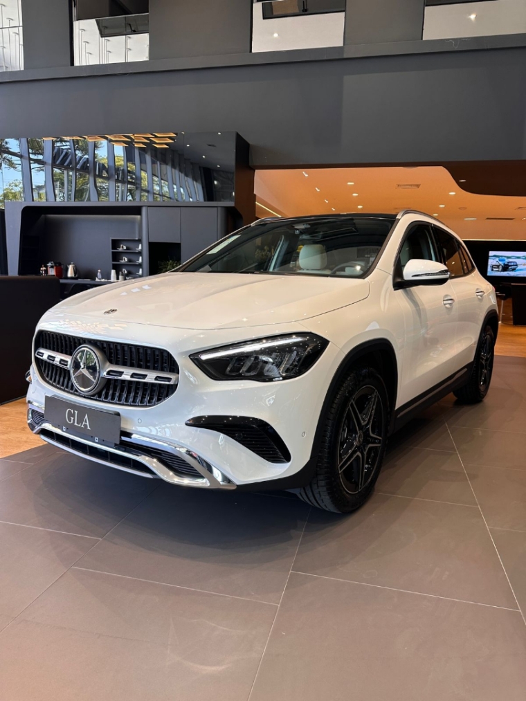mercedes-benz gla 200 1.3 mhev amg line 7g-dct hibrido 5p automatico 2026