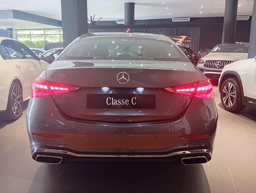 mercedes-benz c 200 1.5 eq boost hibrido amg line 9g-tronic 4p automatico 202611