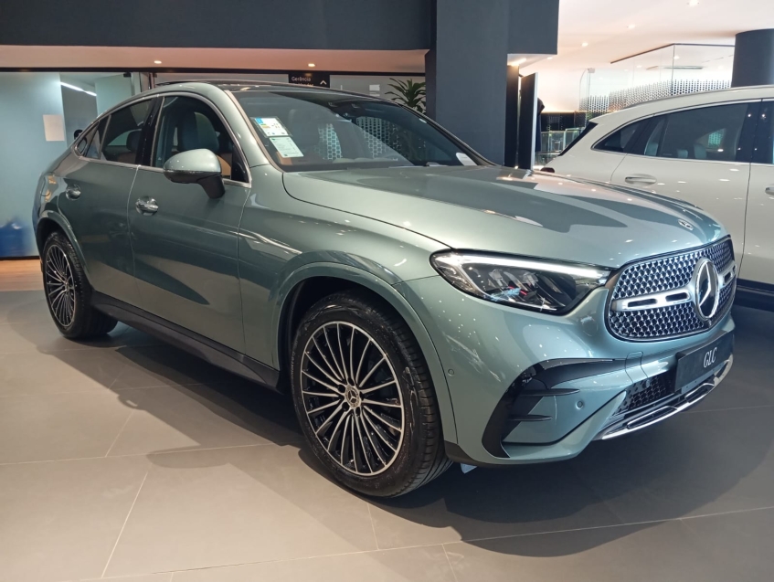 mercedes-benz glc 300 2.0 mhev amg line coupe 4matic 9g-tronic hibrido 5p manual 20260