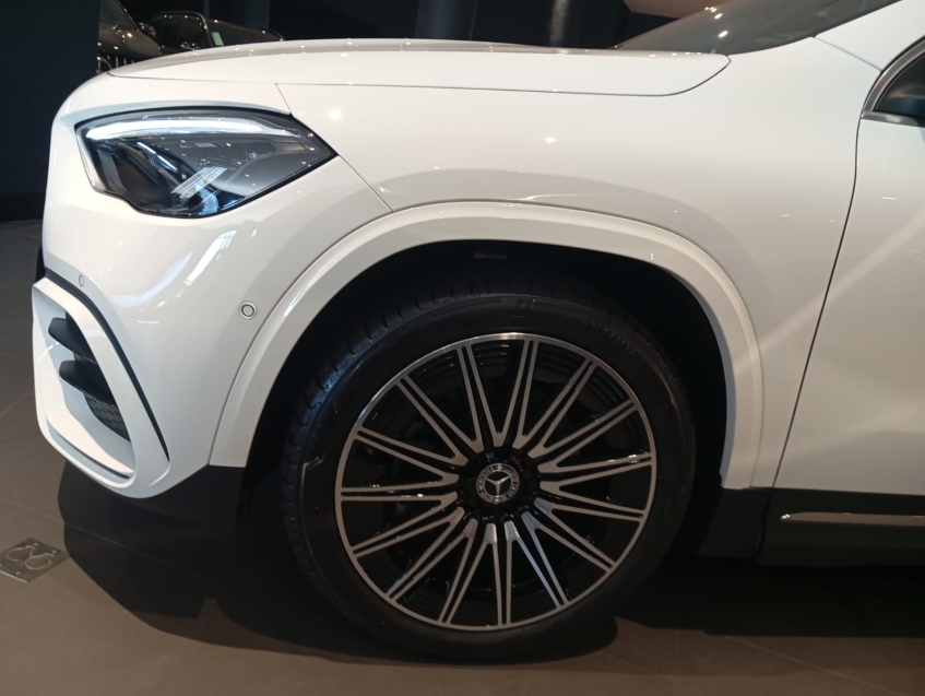 mercedes-benz gla 200 1.3 mhev amg line 7g-dct hibrido 5p automatico 20274