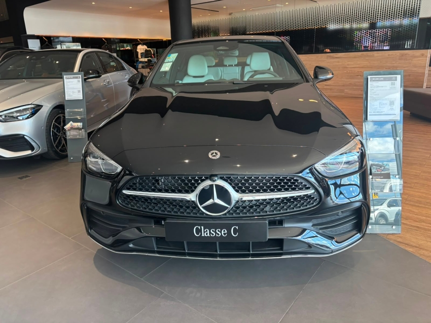 mercedes-benz c 200 1.5 eq boost hibrido amg line 9g-tronic 4p automatico 2026