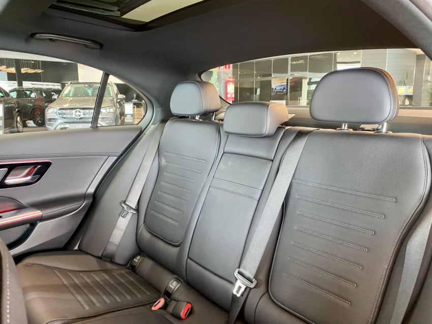 mercedes-benz c 300 2.0 eq boost hibrido amg line 9g-tronic 4p automatico 202610