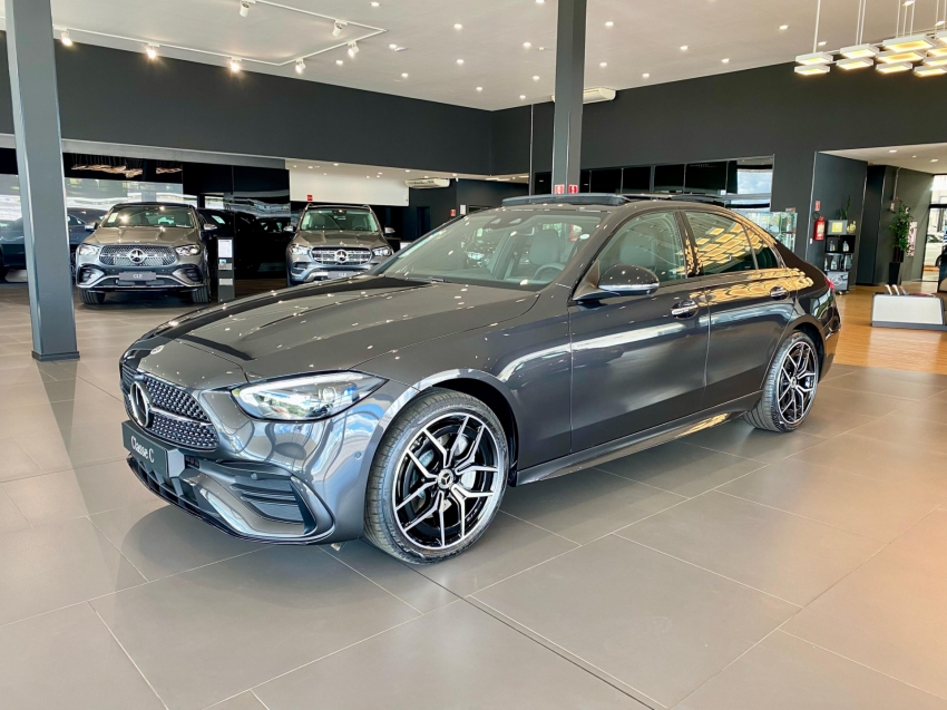 mercedes-benz c 300 2.0 eq boost hibrido amg line 9g-tronic 4p automatico 20261