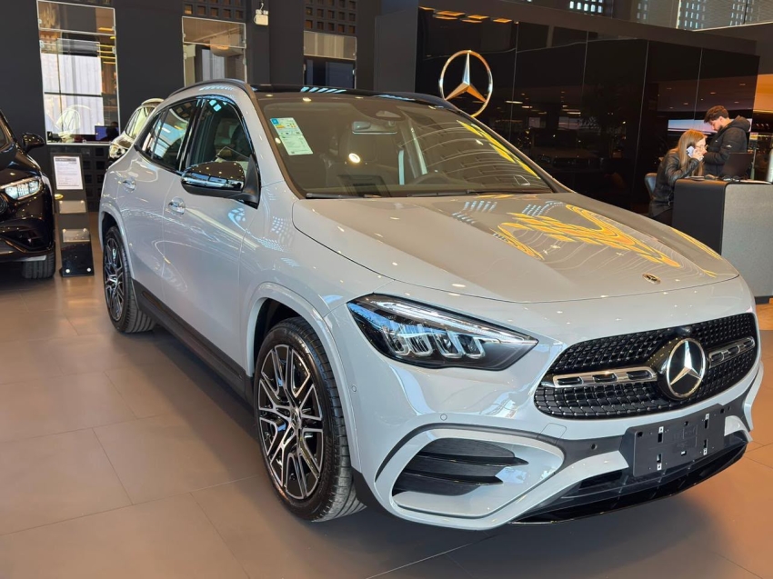 mercedes-benz gla 200 1.3 mhev night edition 7g-dct hibrido 5p automatico 20270