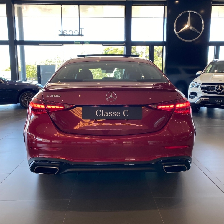 mercedes-benz c 300 2.0 eq boost hibrido amg line 9g-tronic.