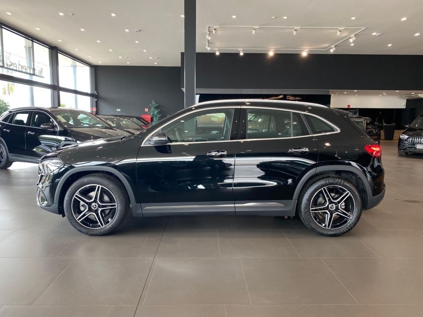 mercedes-benz gla 200 1.3 mhev progressive 7g-dct hibrido 5p automatico 2025