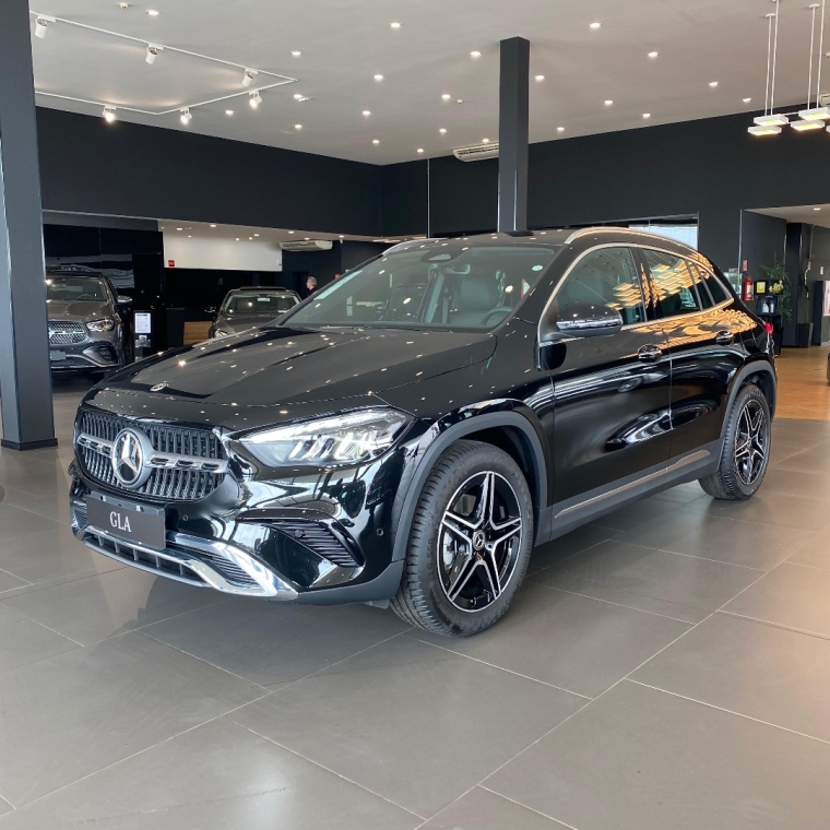 mercedes-benz gla 200 1.3 mhev progressive 7g-dct hibrido 5p automatico 2025