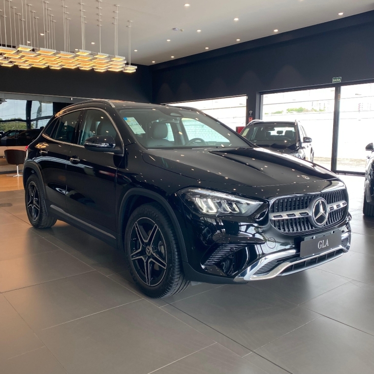 mercedes-benz gla 200 1.3 mhev progressive 7g-dct hibrido 5p automatico 2025