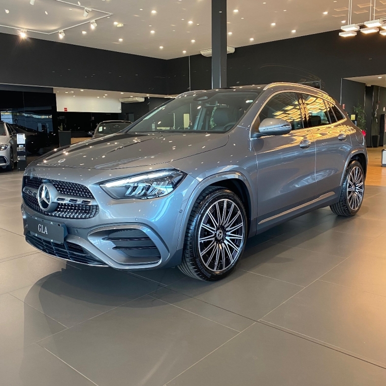 mercedes-benz gla 200 1.3 mhev amg line 7g-dct hibrido 5p automatico 2025