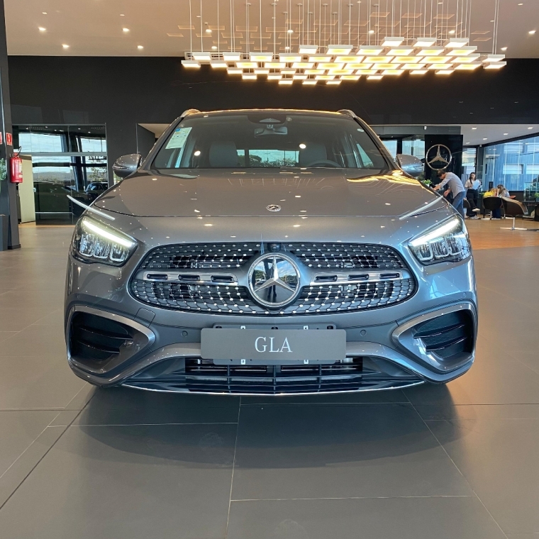 mercedes-benz gla 200 1.3 mhev amg line 7g-dct hibrido 5p automatico 2025