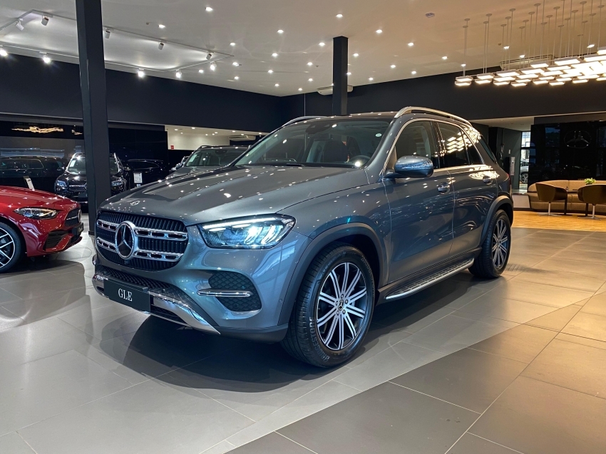 mercedes-benz gle 450d 3.0 i6 mhev diesel 4matic 9g-tronic 5p automatico 2025