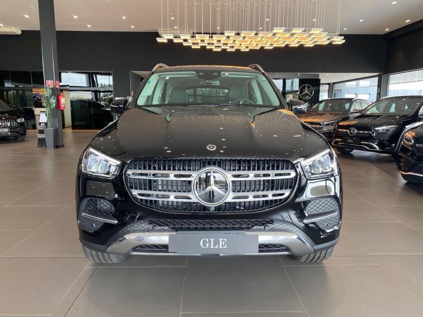 mercedes-benz gle 450d 3.0 i6 mhev diesel 4matic 9g-tronic 5p automatico 2025