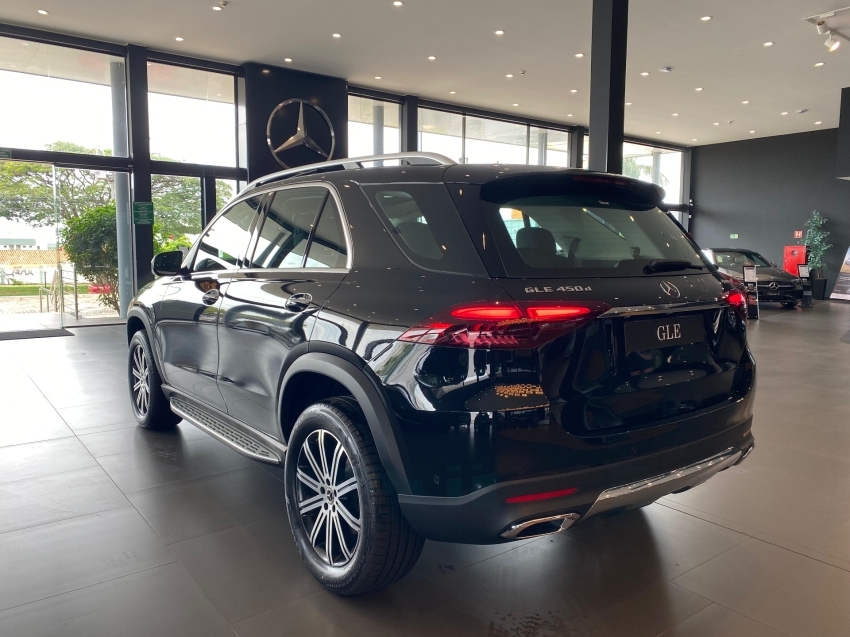 mercedes-benz gle 450d 3.0 i6 mhev diesel 4matic 9g-tronic 5p automatico 2025