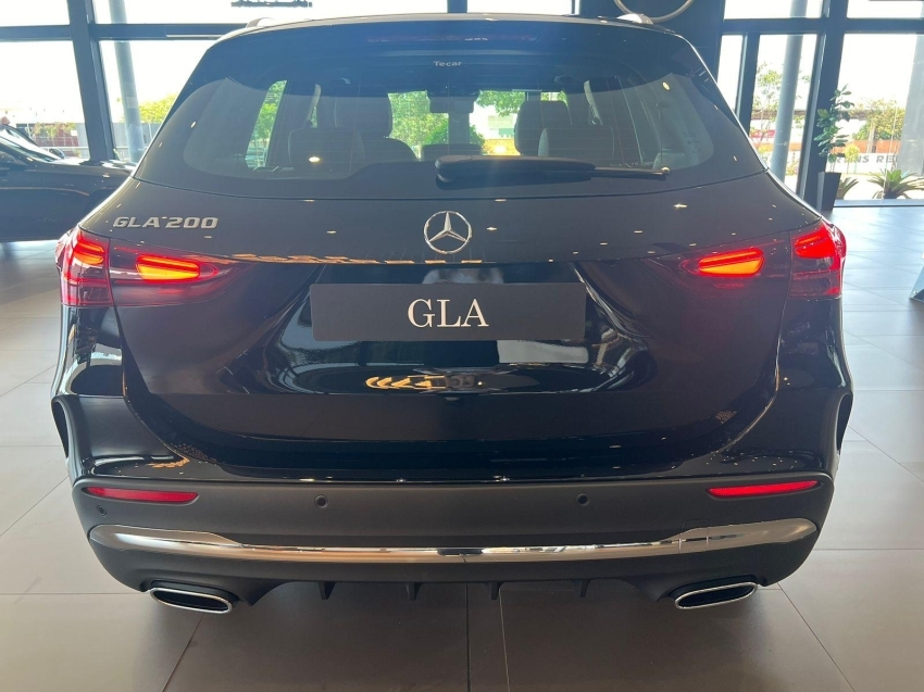 mercedes-benz gla 200 1.3 mhev amg line 7g-dct hibrido 5p automatico 2025