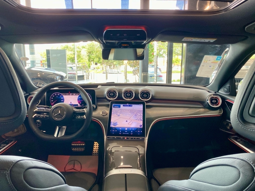 mercedes-benz c 300 2.0 eq boost hibrido amg line 9g-tronic 4p automatico 2025