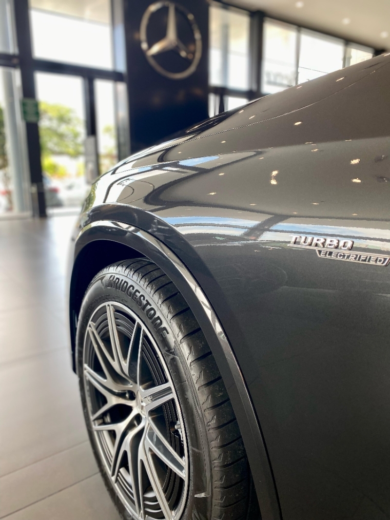 mercedes-benz glc 43 amg 2.0 mhev coupe 4matic speedshift hibrido 5p automatico 2025
