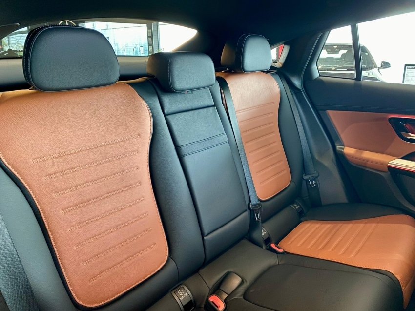 mercedes-benz glc 43 amg 2.0 mhev coupe 4matic speedshift hibrido 5p automatico 2025