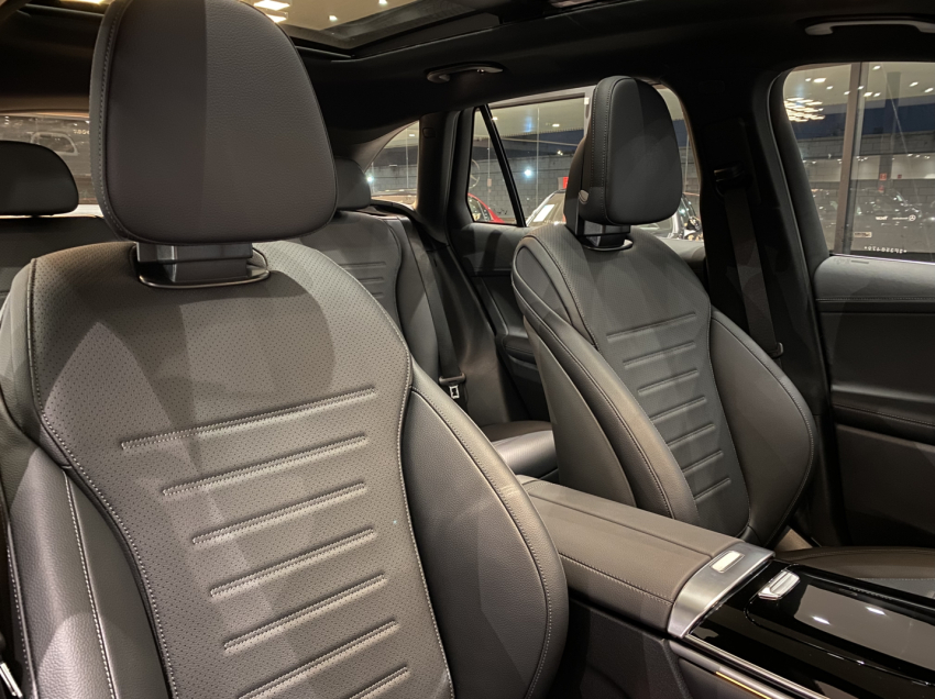 mercedes-benz glc 300 2.0 mhev amg line 4matic 9g-tronic hibrido 5p automatico 2025