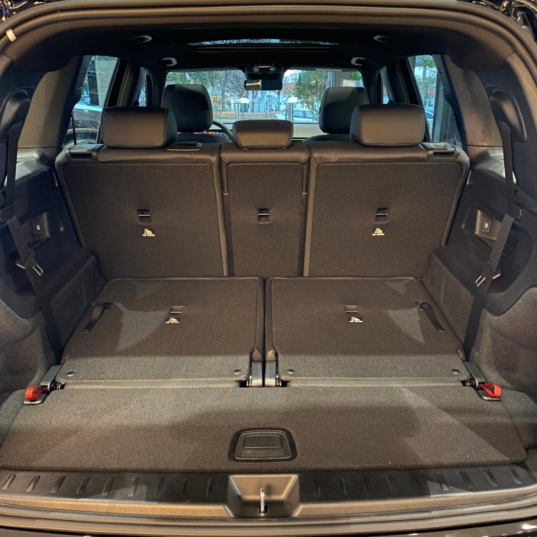 mercedes-benz glb 220 2.0 mhev progressive 4matic 8g-dct hibrido 5p automatico 2025