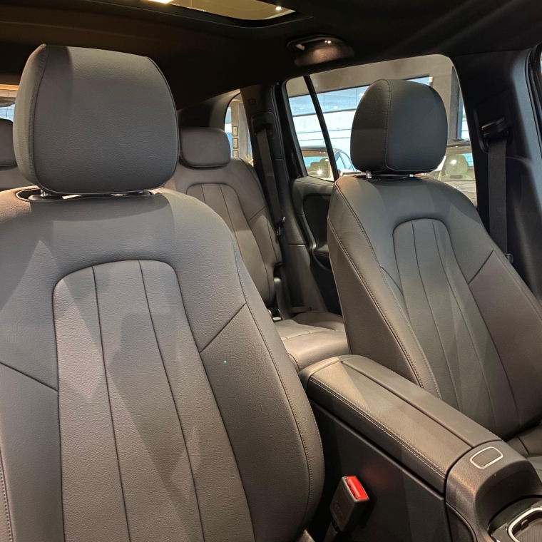 mercedes-benz glb 220 2.0 mhev progressive 4matic 8g-dct hibrido 5p automatico 2025