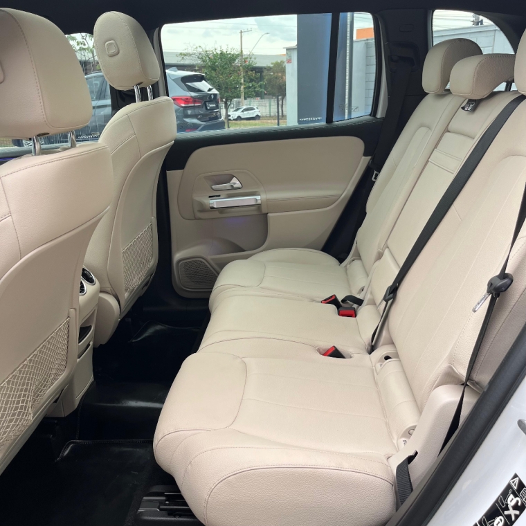 mercedes-benz glb 200 1.3 cgi gasolina progressive 7g-dct 5p automatico 202310