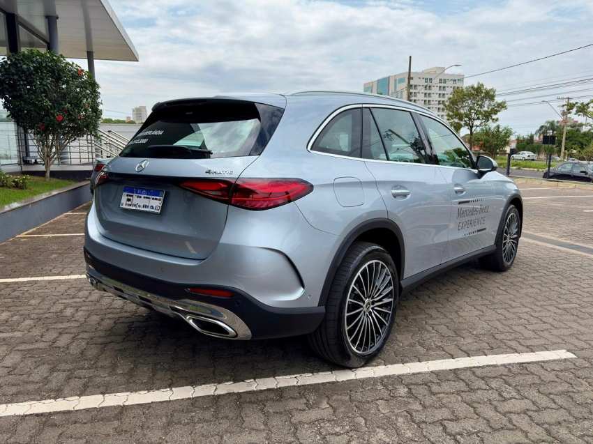 mercedes-benz glc 300 2.0 mhev amg line 4matic 9g-tronic hibrido 5p automatico 20254