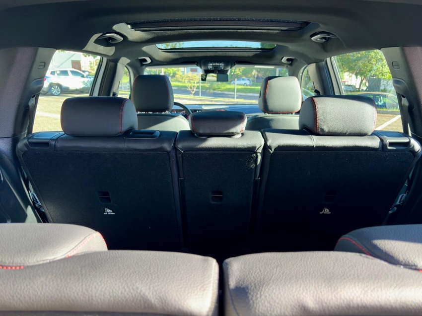 mercedes-benz glb 220 2.0 mhev amg line 4matic 8g-dct hibrido 5p automatico 202516