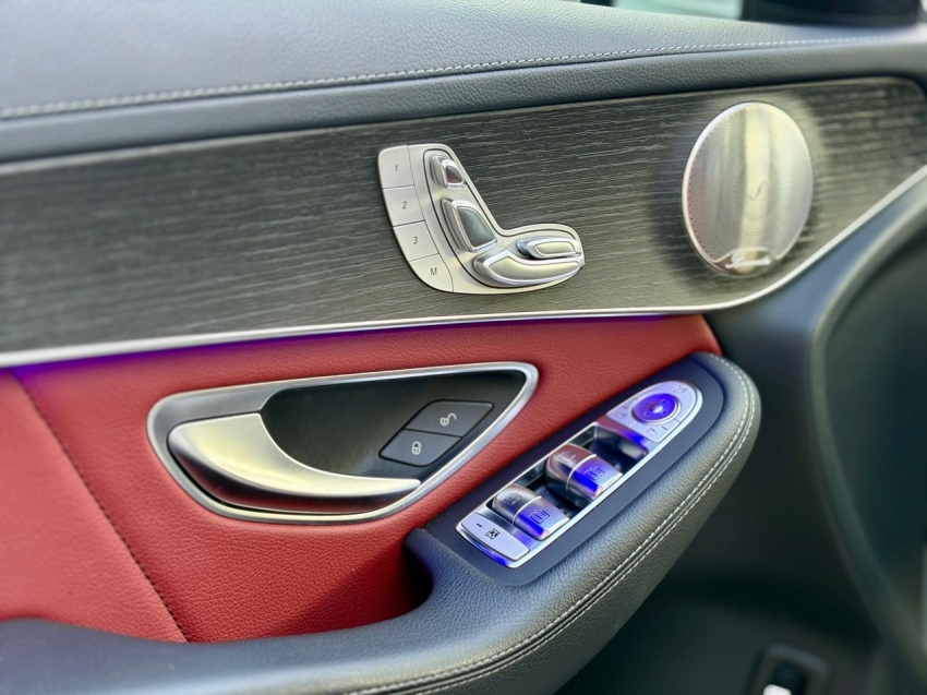 mercedes-benz glc 300 2.0 cgi gasolina coupe amg line 4matic 9g-tronic 5p automatico 202313