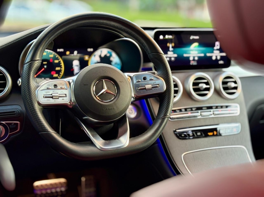 mercedes-benz glc 300 2.0 cgi gasolina coupe amg line 4matic 9g-tronic 5p automatico 20237